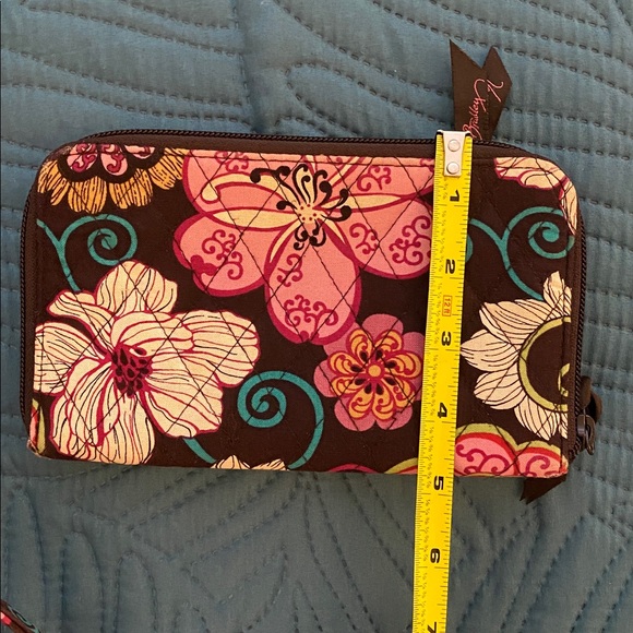 Vera Bradley tote and wallet - Picture 16 of 16